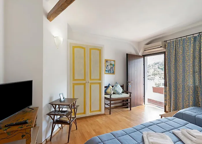 La Vecchia Гостевой дом